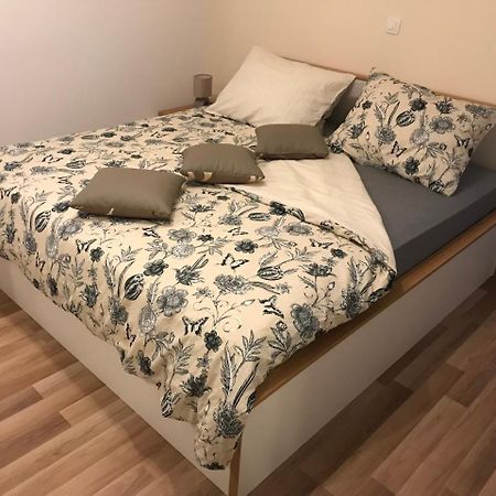 Apartman Mig Solin Ngoại thất bức ảnh