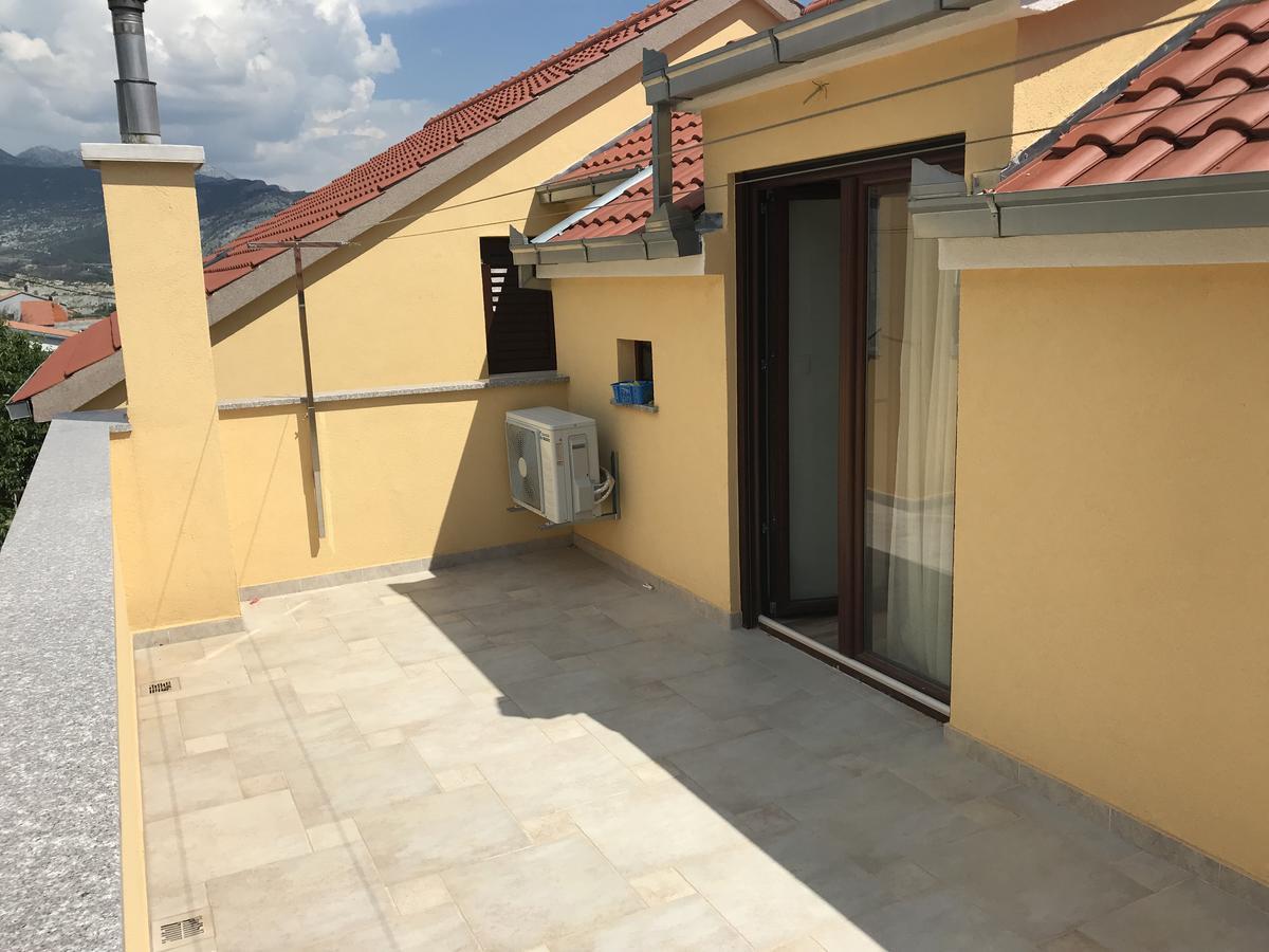 Apartman Mig Solin Ngoại thất bức ảnh